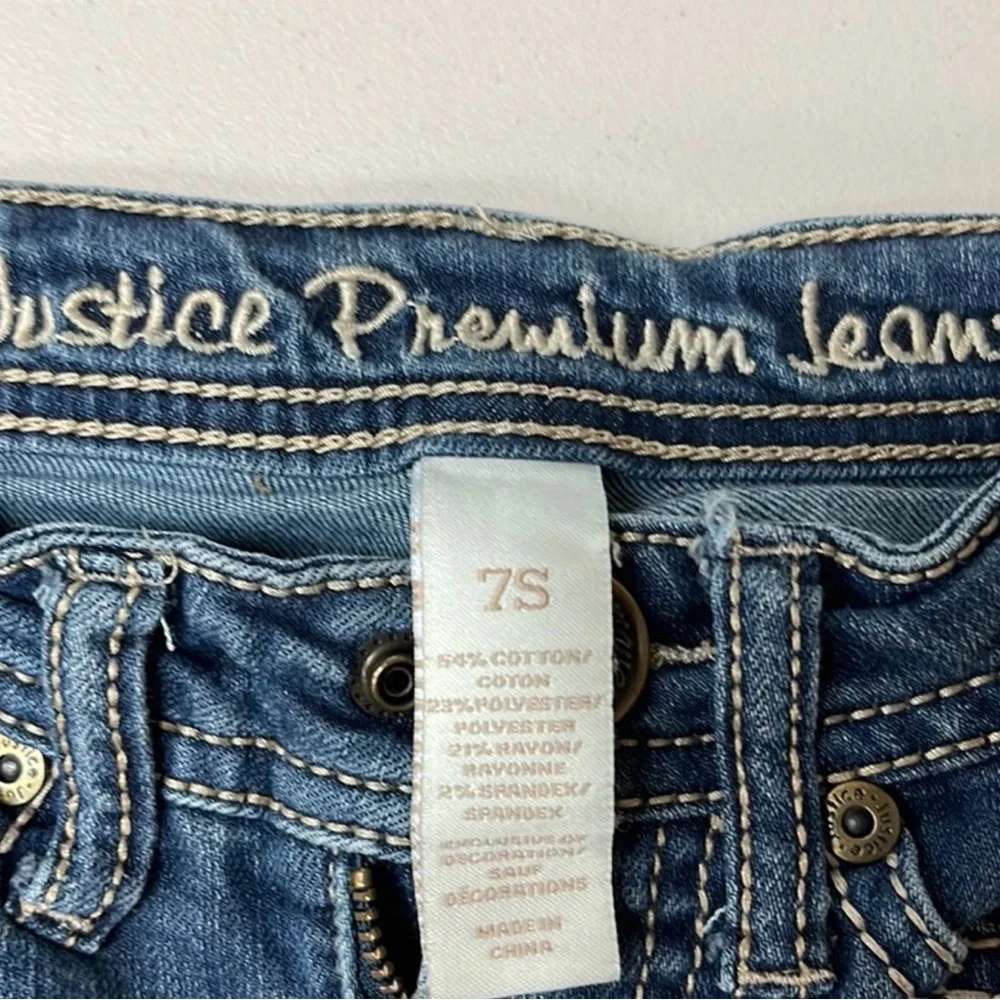 Justice Girls Cuffed Crop Blue Jeans Metallic Embroidered Pocket Accents Size 7S